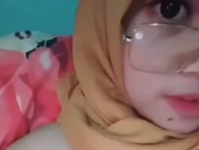 Link Koleksi Ukhti Hijab Sleep Call Di Tengah Malam Smp Tertidur