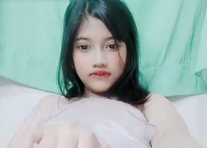 Acay Nabilla Gadis Jawa Yang Sedang Trending Topic Di Sosial Media